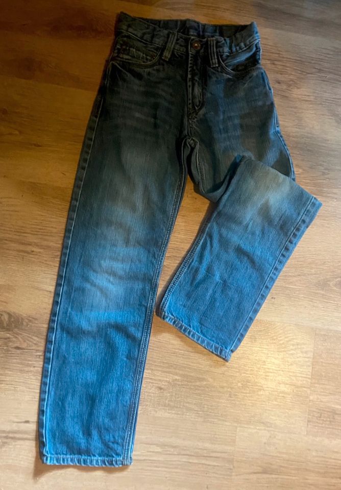 Jeans Hosen Straight Leg Jungen  Gr.140, gerade Bein Boston Style in Gunzenhausen