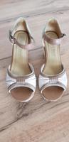 Sandalen mit Keilabsatz Absatzschuhe Sachsen - Zwoenitz Vorschau