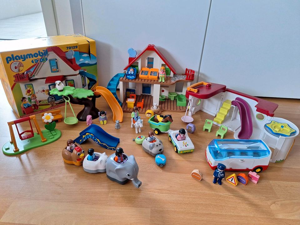 Playmobil 123 Set Kita Haus Spielplatz Bus 70129 70399 70400 in Essen