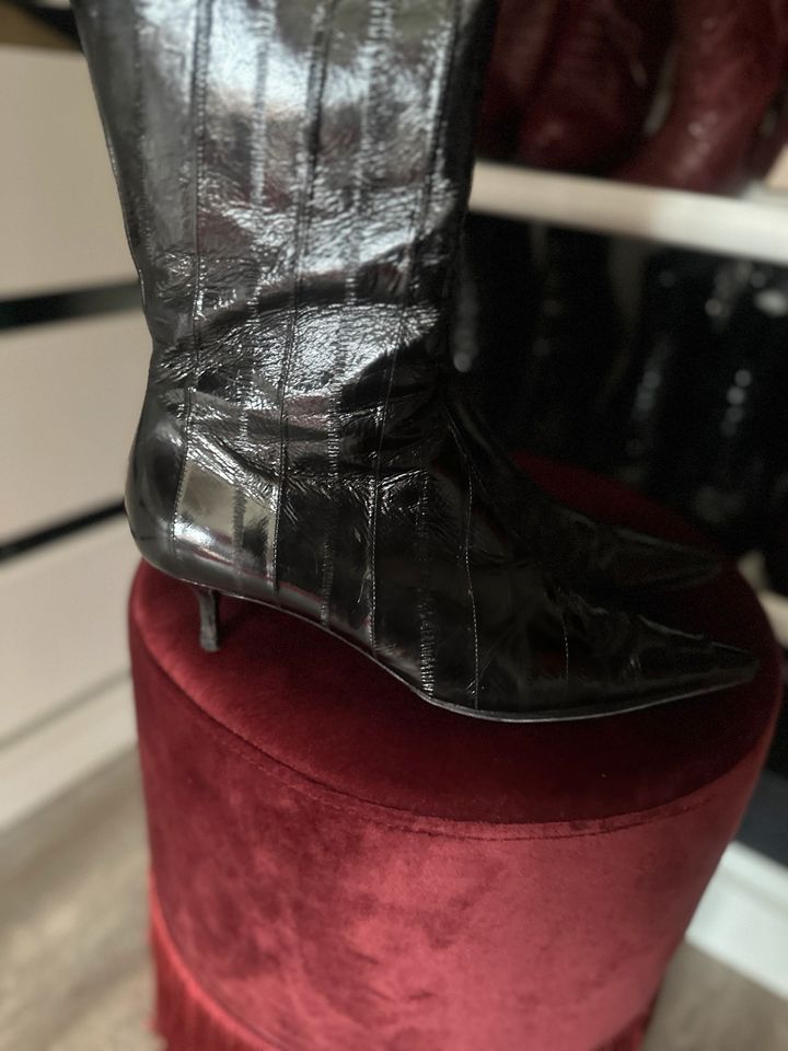 Dolce & Gabbana Stiefel in schwarz in Eberswalde