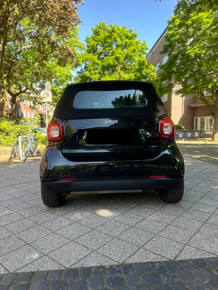 Smart 453 Cabrio 90 PS FULL BLACK ❗️❗️❗️ in Hamburg