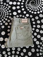 Wrangler Jeans W34 L30 aus Baumwolle Kr. München - Sauerlach Vorschau