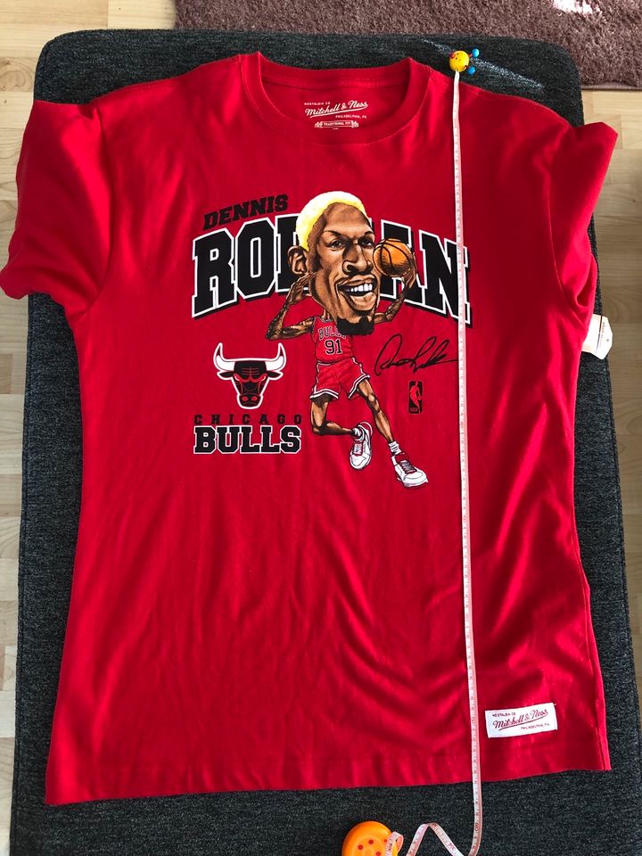 T-SHIRT Dennis Rodman/Chicago Bulls, Mitchell & Ness, NEU!! Gr. L in Eisingen