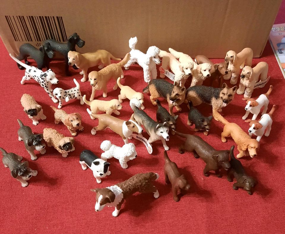 Schleich Hunde in Osternienburger Land