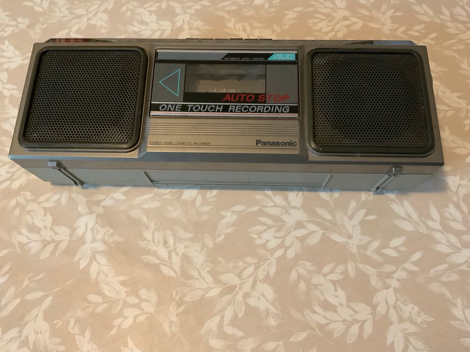 Panasonic RX-4910L Recorders Vintage Kofferradio in Bad Bevensen