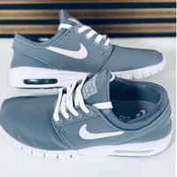 Neuwertige >> NIKE~Sneaker << Gr. 40,5-41 Baden-Württemberg - Hemsbach Vorschau