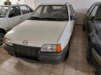 Opel Kadett E LS 1.3 Automatik 2. Hand , fast kein Rost Hessen - Jesberg Vorschau