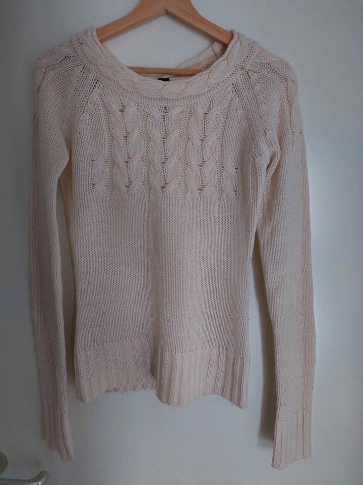 Strickpullover in Euskirchen