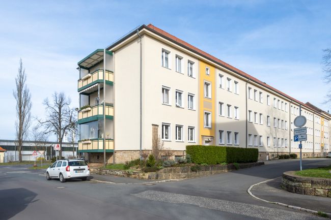 Herrliche, altersgerechte 2-Zi.-Eigentumswohnung zu verkaufen - Luxuriöse EBK - modernes Bad uvm. in Pirna