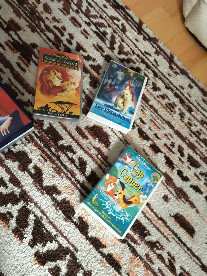 VHS Kassetten von Disney in Glees