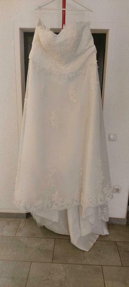 Brautkleid/Hochzeitskleid Gr 56 in Ivory inkl Reifrock in Dortmund