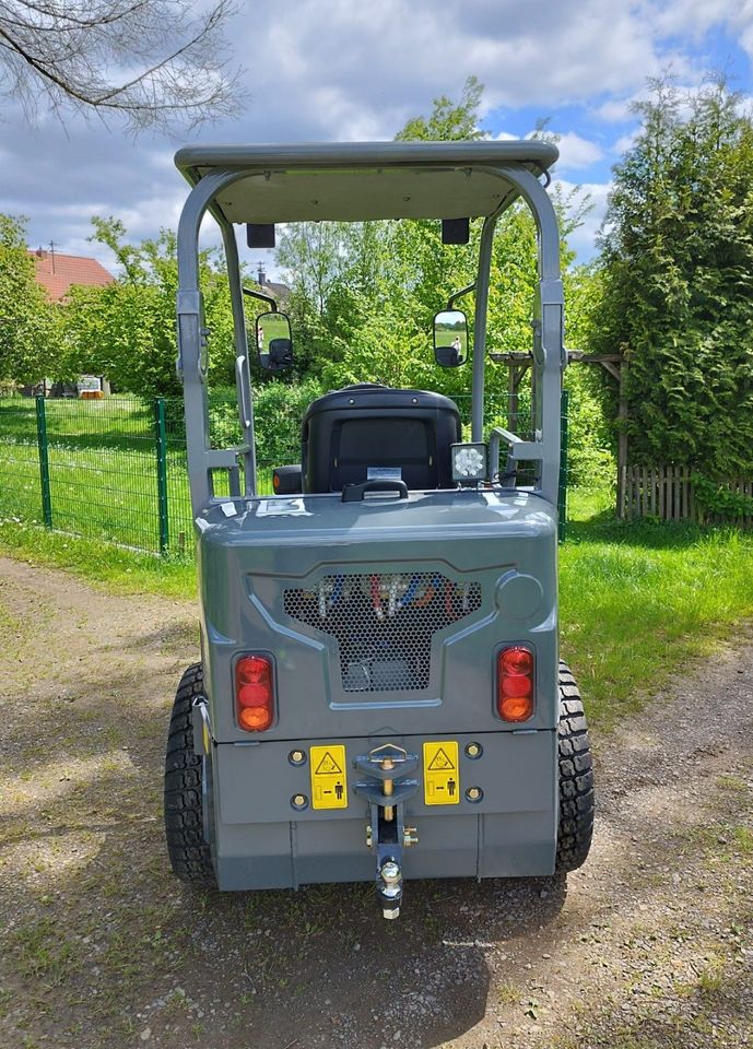 Hoflader Radlader Elektro 1000kg Hubkraft Vorführmaschine in Nonnweiler