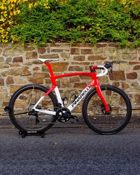 NEU Pinarello Dogma F / X Hausmodell Shimano Ultegra Di2 & Mavic in Bad Honnef