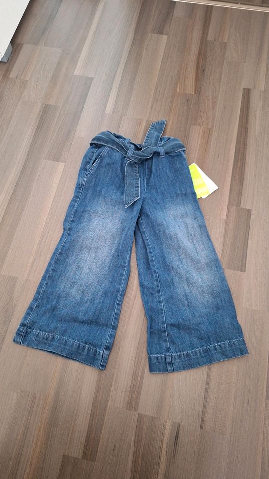 Jeans Culotte, neu, Gr. 116 in Gnarrenburg