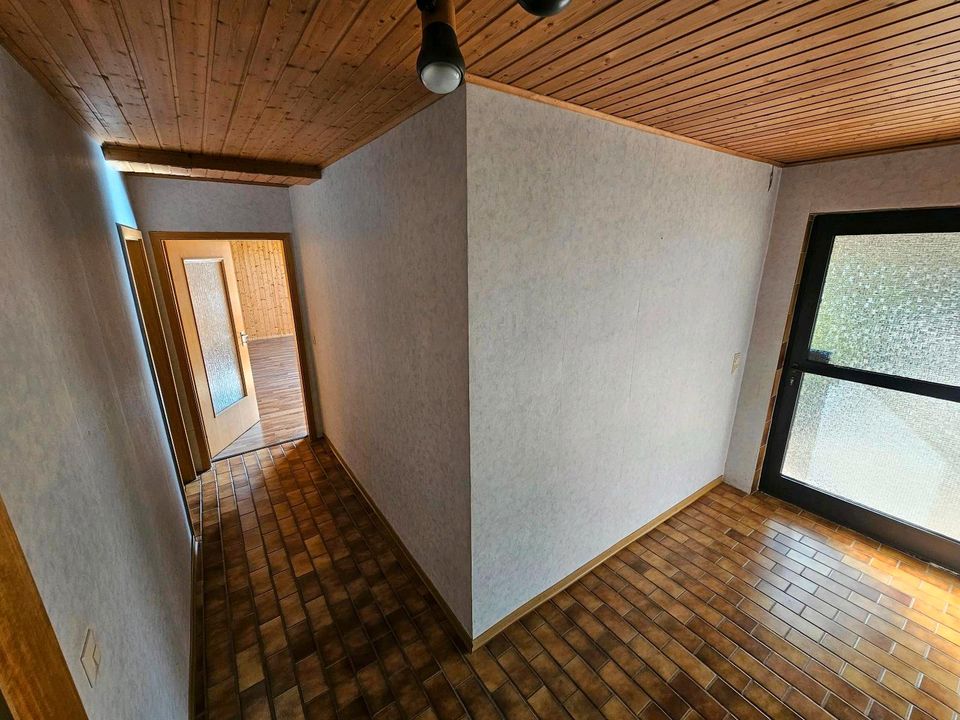 2.5 Zimmer Wohnung 850€ warm in Neuenstadt in Neuenstadt