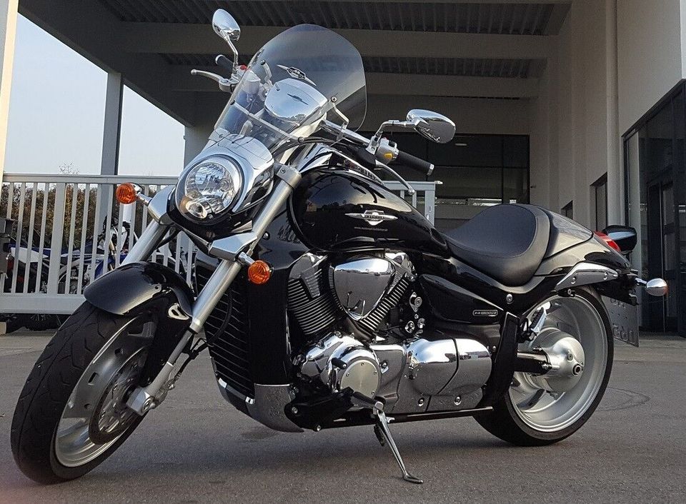 Suzuki Intruder VZR 1800 N in Meßstetten