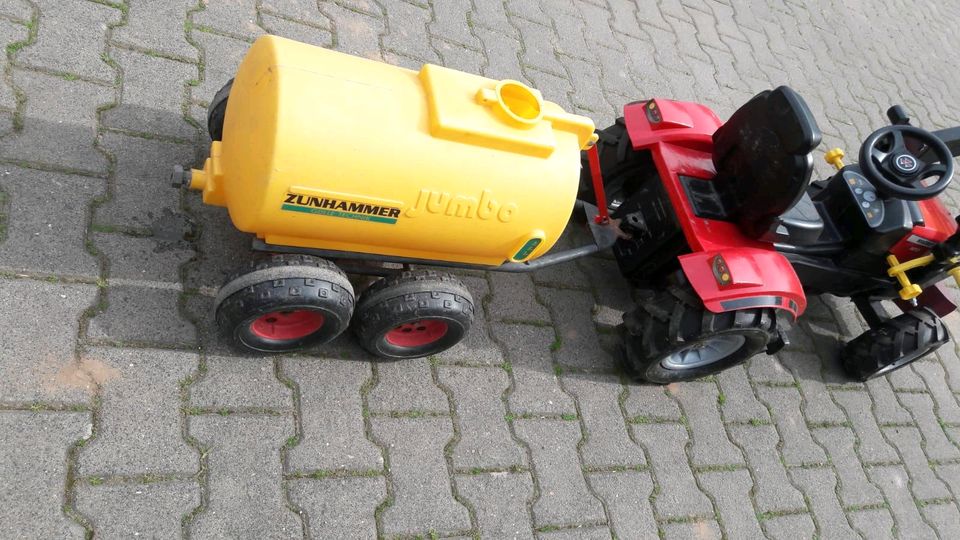 Trampeltrecker Trettrecker Rolly Toys Set MF Massey Ferguson Kind in Katlenburg-Lindau