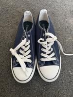 Neue ungetragene Canvas Sneaker 44 blau/weiß Baden-Württemberg - Stutensee Vorschau