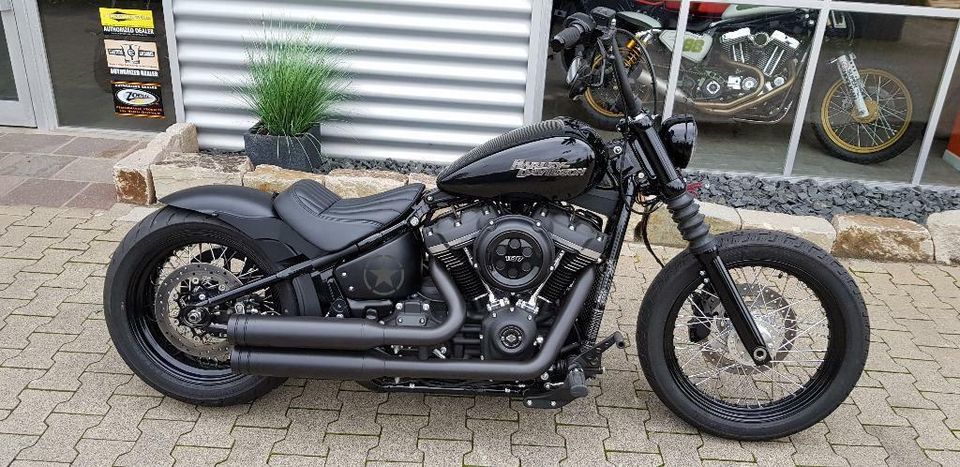 Heckumbau Harley Davidson Street Bob Slim Neue 2018 Modelle in Hattingen