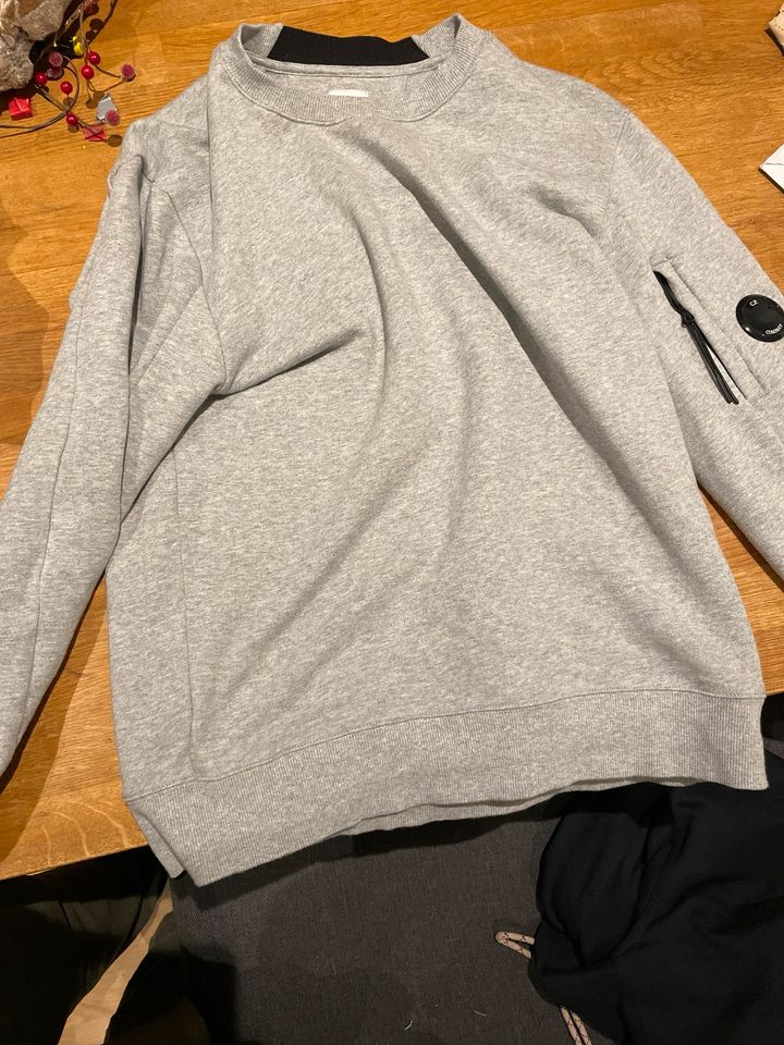 Cp Company Pullover L in Pfaffenhofen a.d. Ilm