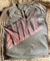 Nike air Girl Shirt ca 140 Dithmarschen - Tellingstedt Vorschau