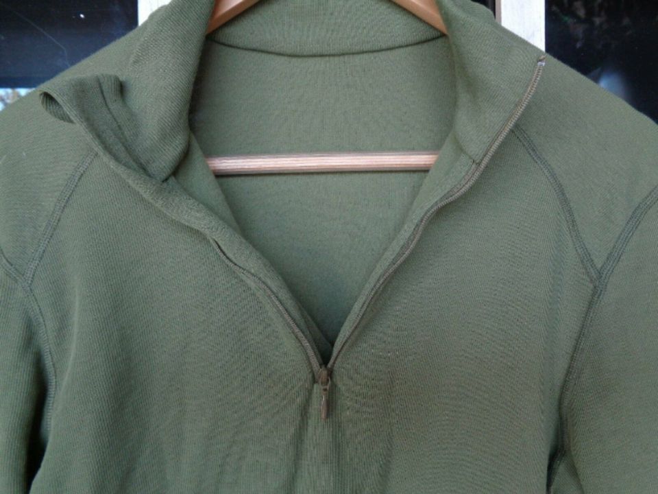 Orig.NL Armee Langarmshirt Zip ODLO Basic grün Winter MED NEU in Herzogenrath