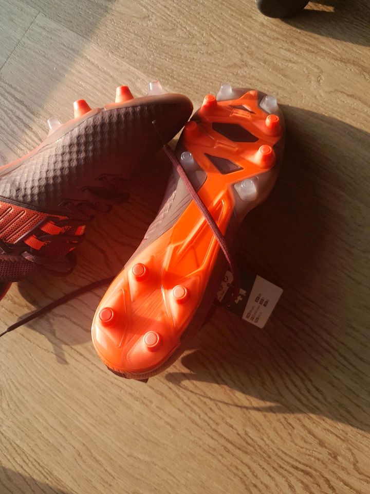 Kipsta Fußballschuhe in Düsseldorf