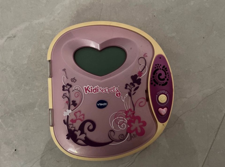 2x VTech Kidisecrets 2 + VTech Kidiminiz Hündchen in Karlsruhe