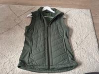 Puma Golf Weste NP 130€ Khaki dunkelgrün M 38 fleece gefüttert Hessen - Stadtallendorf Vorschau