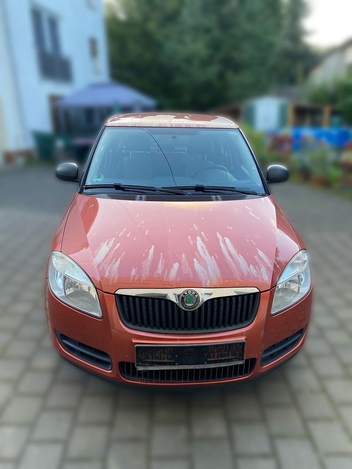 Skoda Fabia mit Klima - HU 07/24 - inkl. Winterreifen in Siegen