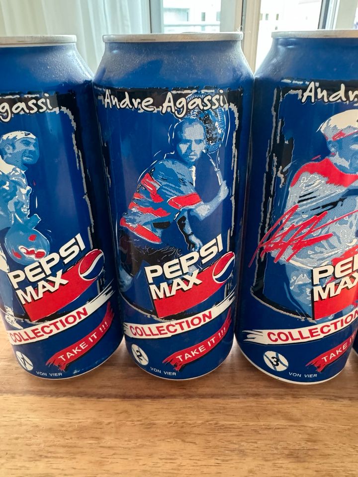 Pepsi Max Sammeldosen André Agassi Collection in Potsdam