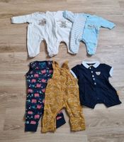 Set, 3 Pyjamas, 2 Latzhosen, 1 Spieler, Gr. 50-62 Dresden - Klotzsche Vorschau