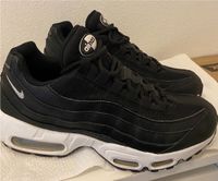 Nike Air Max 95 Sneaker schwarz weiß Berlin - Schöneberg Vorschau