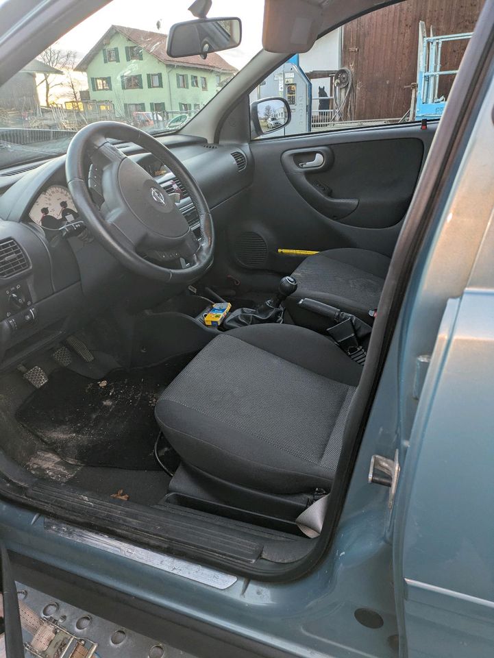 Schlachte Opel Corsa c in Kaufbeuren