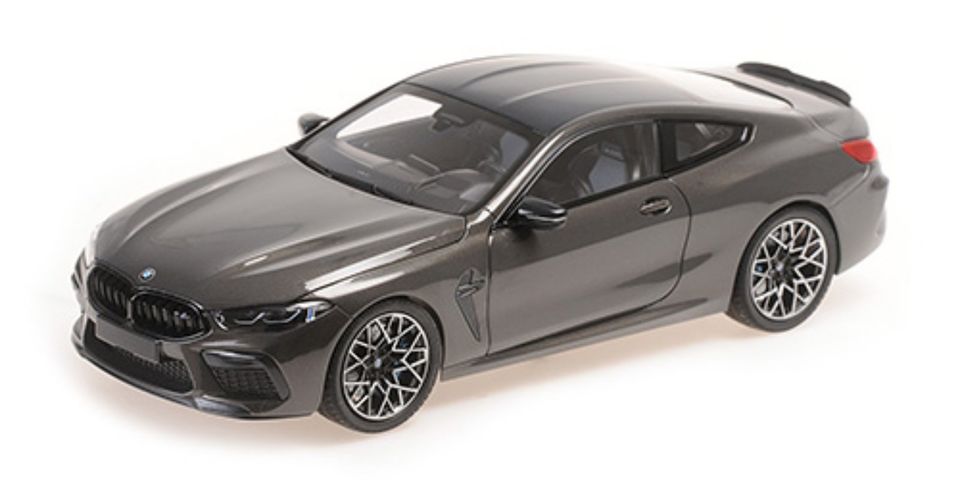 MODELLAUTO BMW M8 COUPE GREY METALLIC GRAU 2020 MINICHAMPS 1:18 in Lingen (Ems)