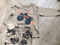 GAP T-Shirt Long sleeve & Hose Größe 92/98 Monstertrucks *NEU* Düsseldorf - Mörsenbroich Vorschau