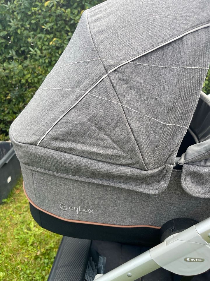 Cybex Kinderwagen Balios Ausführung Denim in Üttfeld