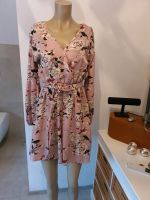 Kleid in rosa mit Blümchen 38 Rheinland-Pfalz - Wirges   Vorschau