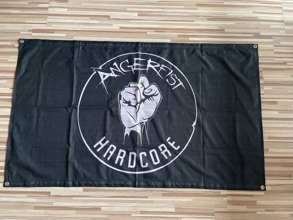 Angerfist Flagge in Bonefeld