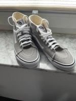 Vans HI Schuhe Classic nicht getragen Größe 42 Unisex Nordrhein-Westfalen - Neuenrade Vorschau