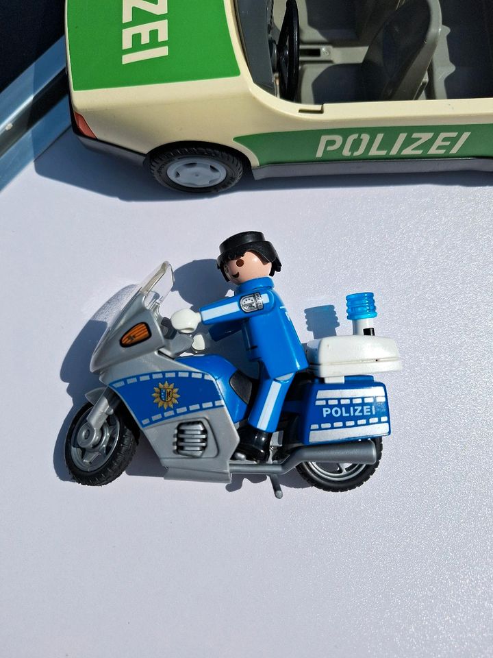 Playmobil Polizei Polizeiauto Polizei Motorrad Polizistinnen in Erbach