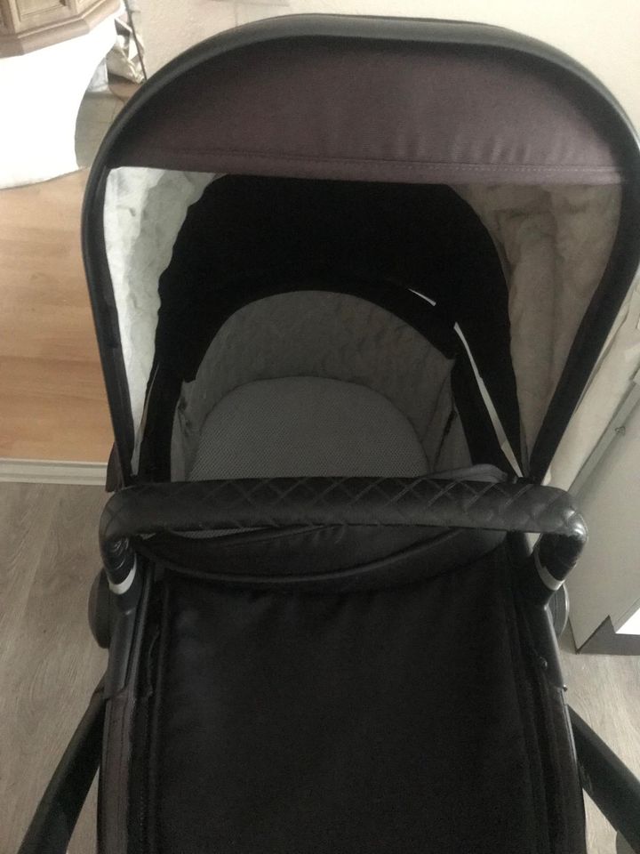 Joolz Kinderwagen mit Umbausatz zum Sportwagen in Neuler