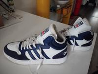 ADIDAS Sneaker Gr. 46 blau-weiss gebraucht 18 € Gröpelingen - Oslebshausen Vorschau