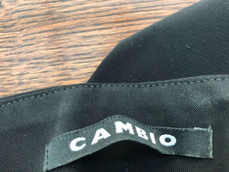 CAMBIO Hose Modell Collection schwarz Größe 42 in Bad Oeynhausen