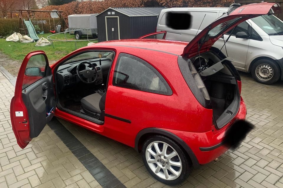 Opel Corsa c, 1,7 CDTI in Bönningstedt