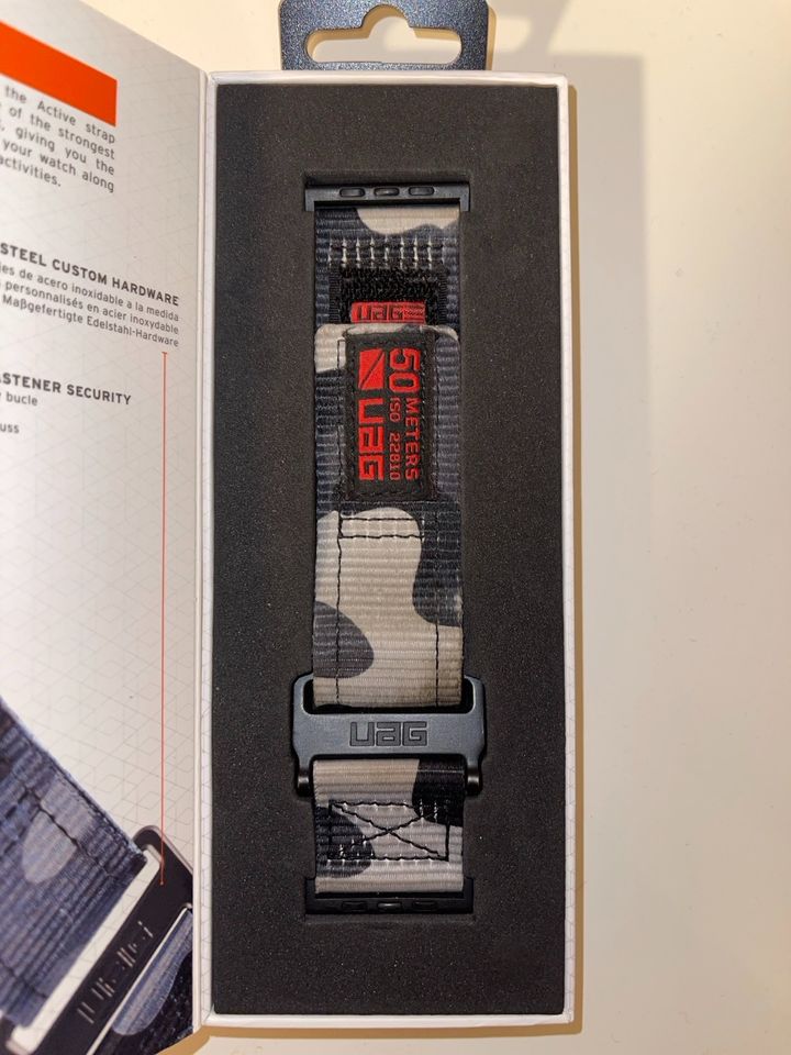 Premium Apple Watch Armband UAG 42-44mm in Landsberg (Lech)