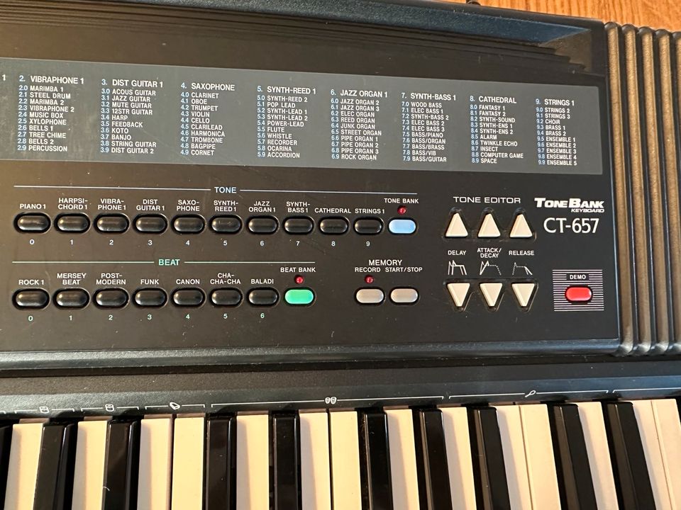 Casio Keyboard Tone Bank CT-657, voll funktionsfähig mit Netzteil in Scheyern