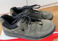 Converse dunkelgrün  Herren US 9,5 // Eur 43 wenig getragen Friedrichshain-Kreuzberg - Kreuzberg Vorschau