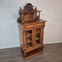 25558 Vertiko mit Aufsatz Gründerzeit 1880 Nussbaum Antik Niedersachsen - Nordhorn Vorschau