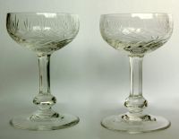 2 x Treveris Kristallglas geschliffen Glas Likörglas, Höhe 8,8 cm Rheinland-Pfalz - Bad Hönningen Vorschau